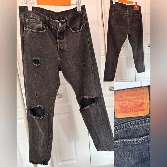Levi's black/grey distressed Ripped Women's Jeans size 28 leather tag - Picture 1 of 6